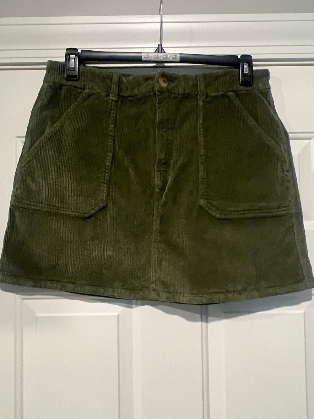 American Eagle Corduroy Mini Skirt Sz 14 Olive Green Pockets Everyday Minimalist